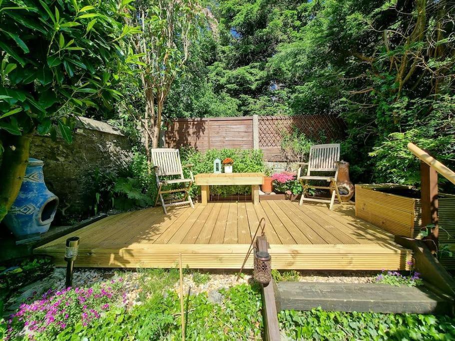 Characterful Garden Buxton Villa
