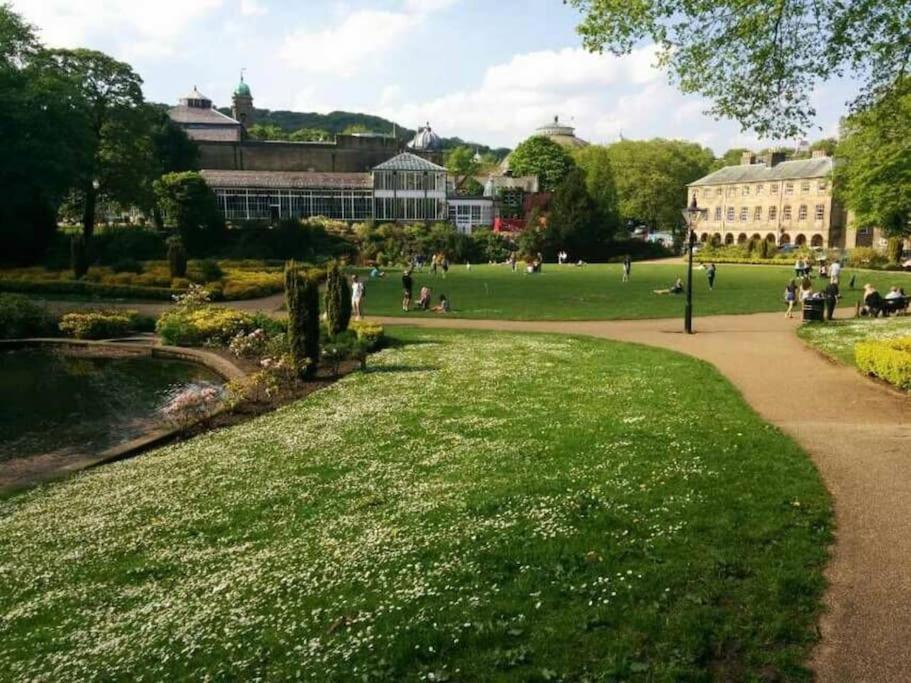 Villa Characterful Garden Buxton
